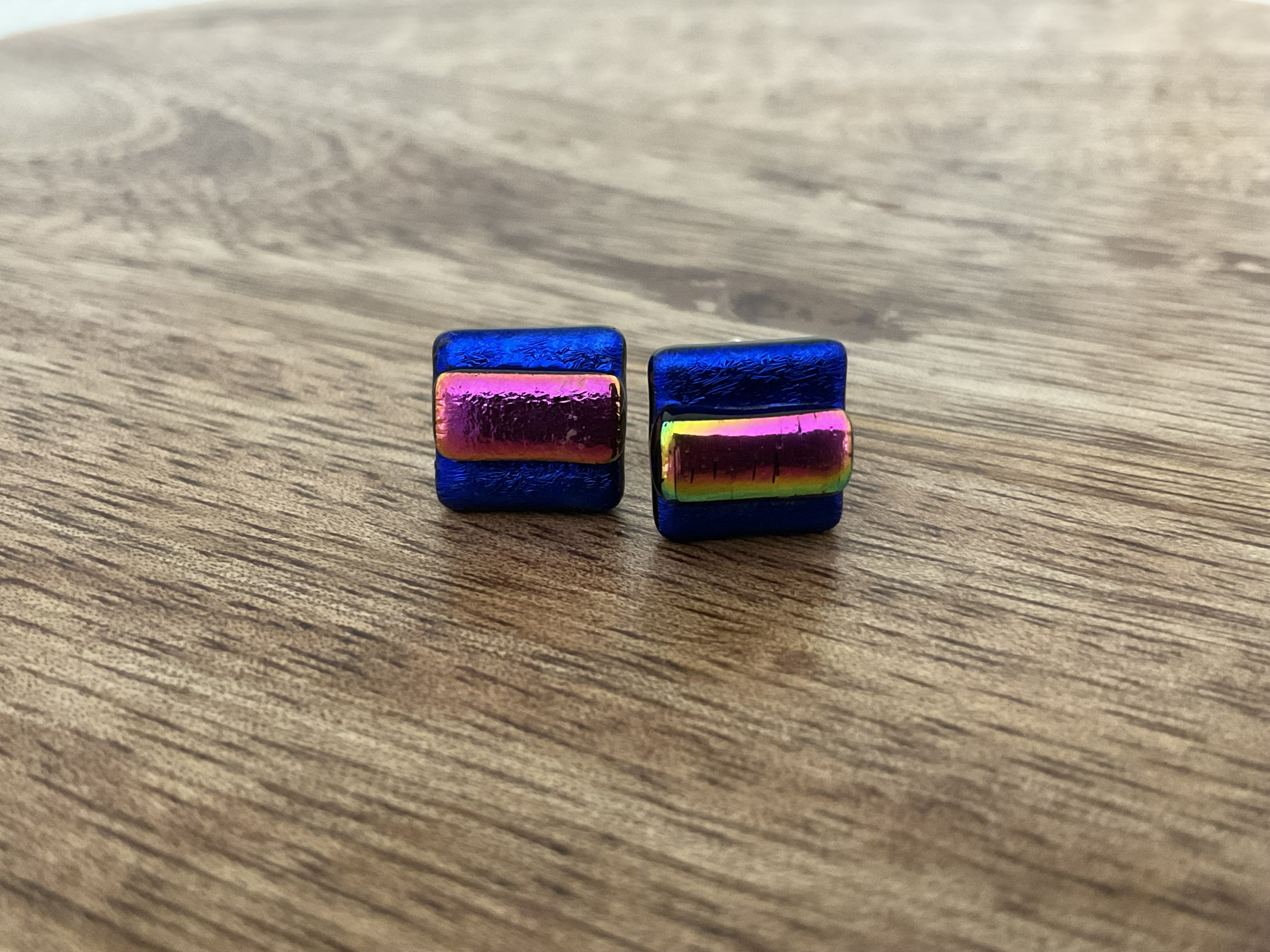 SQUARE DICHROIC GLASS SHIMMER STUD EARRINGS - Purple
